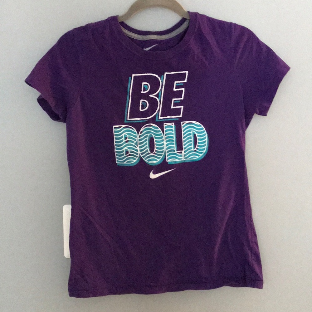 Nike t shirt